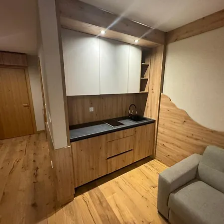 C234 Vucko Privatni Apartamento